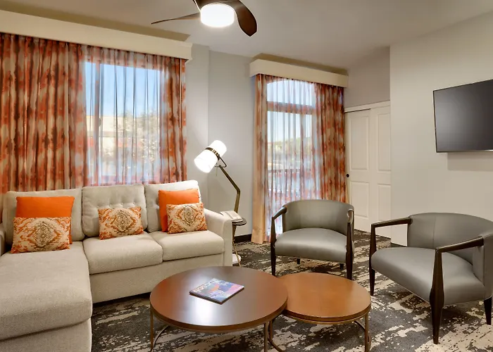 Embassy Tucson - Paloma Village 4*