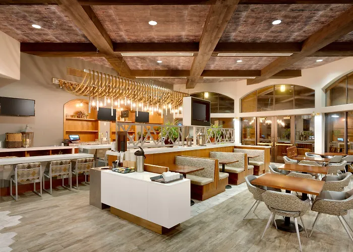 Hotel Embassy Tucson - Paloma Village 4*