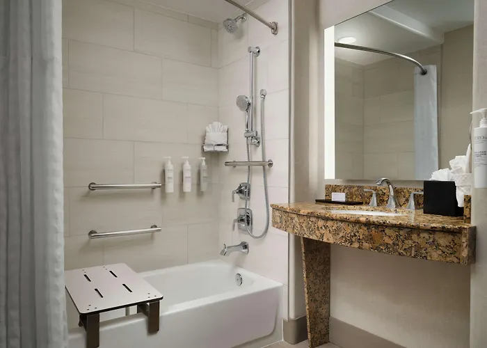 Hotel Embassy Tucson - Paloma Village 4*