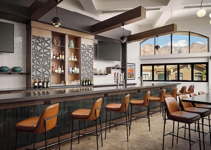 Embassy Tucson - Paloma Village Hotel Casas Adobes