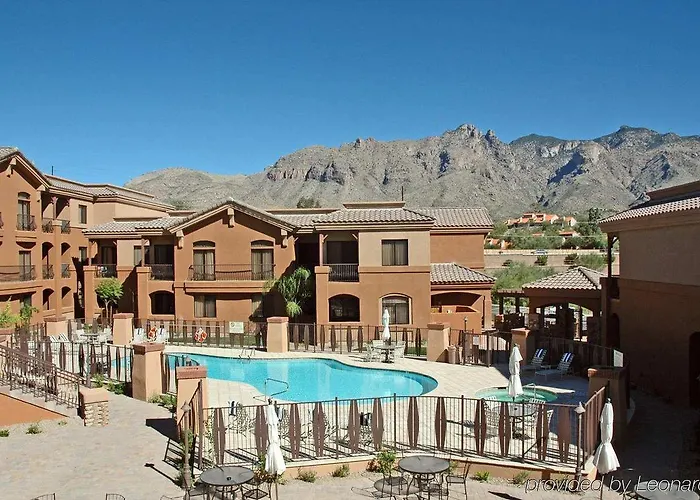 Hotel Embassy Tucson - Paloma Village Casas Adobes